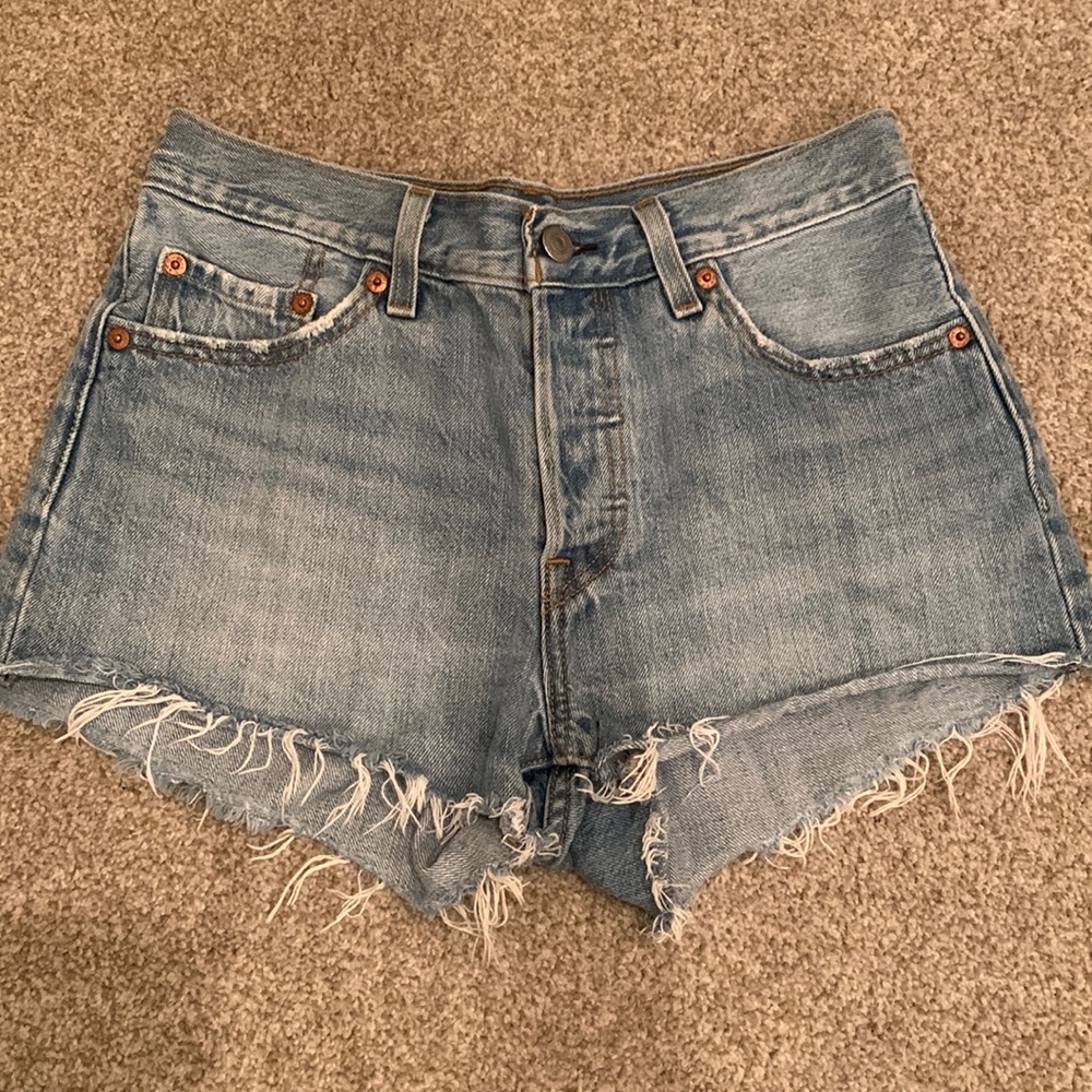 Levi shorts
